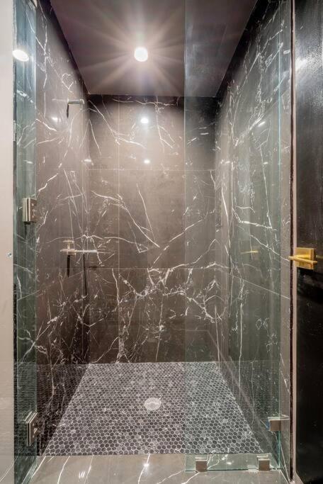 Appartement Luxurious In Bh Pool, Spa, Theater, Views Los Angeles