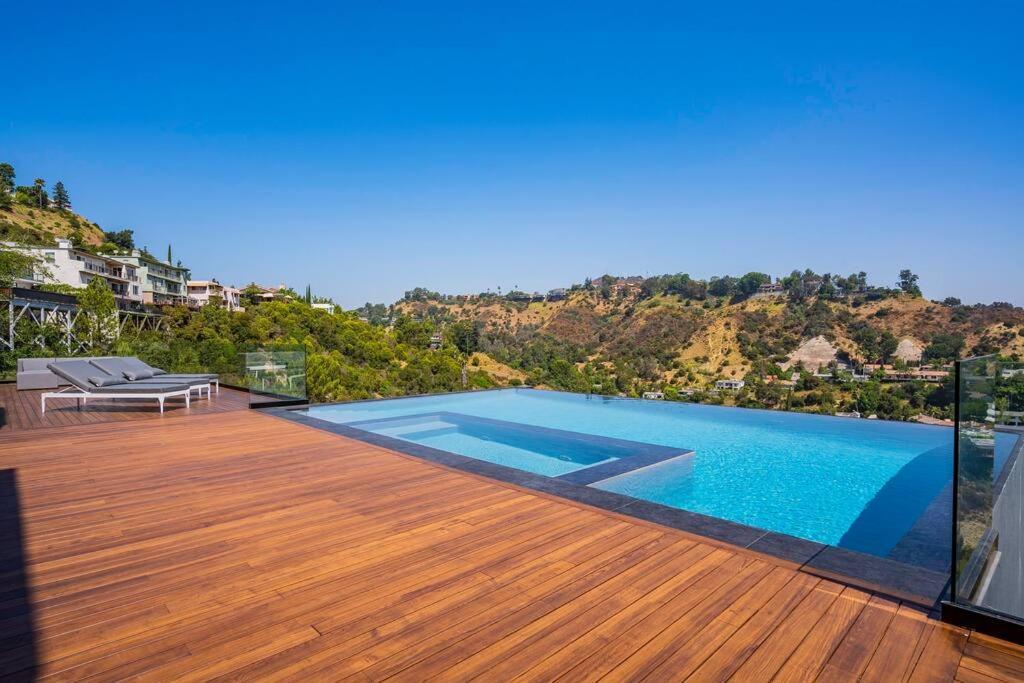 Luxurious In Bh Pool, Spa, Theater, Views Los Angeles