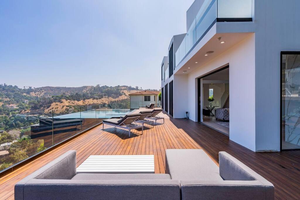 Luxurious In Bh Pool, Spa, Theater, Views Appartement